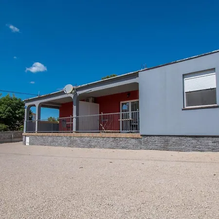 As شقة فوديس